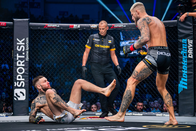 Radek Roušal svého soupeře ukončil v prvním kole. 