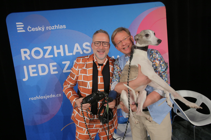 Už třetím rokem jezdí kluci s rozhlasovou talk show, kdy vozí s sebou slavné osobnosti rozhlasu.