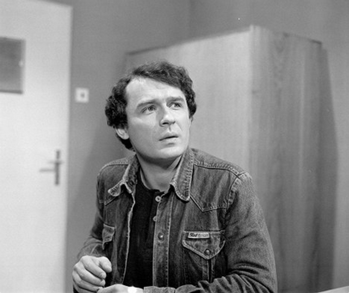 Ještě před coming outem randil Marcel Vašinka nějakou dobu s Dagmar Havlovou. Byla prý na něj ale příliš vášnivá.