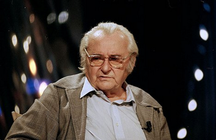 Jiří Sovák zažil během své bohaté herecké kariéry nejednu veselou historku. Několik z nich se váže i k jeho kolegovi Vladimíru Menšíkovi, se kterým excelovali v seriálu Chalupáři. Ten slaví 50 let od premiéry a zhlédnout ho můžete na iVysílání ČT.