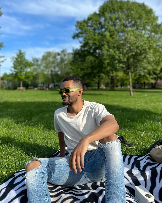 Chris Mumba zpíval v kapele New Element.