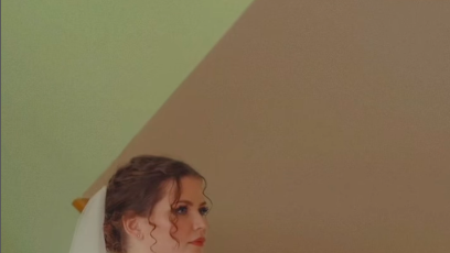 FOTO: Berenika měla na svatbě krásné šaty.