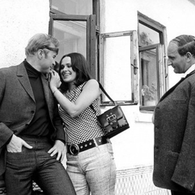 Zemřela Věra Křesadlová.