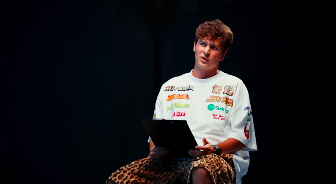 Nikos chvíli nevěděl, jak už Rytmusovi vysvětlit princip pořadu.