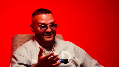 FOTO: Červená barva, tudíž lež svítila u Rytmuse překvapivě často.