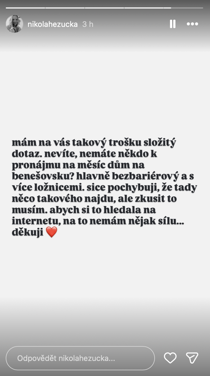 Nikola Hezucká prosí fanoušky o pomoc.