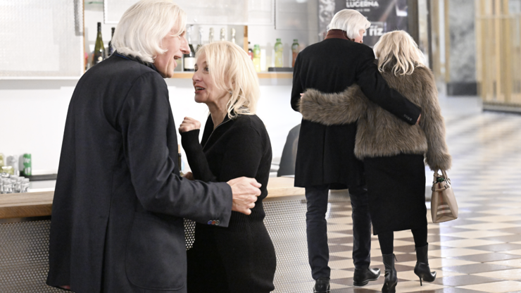 Veronika Žilková jako zamilovaná puberťačka. S partnerem křepčila jako zamlada