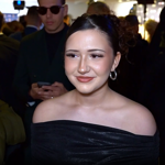 Rebeka Soukupová vyrazila s tátou do společnosti v šatech od návrhářky Martiny Pipkové Loudové.