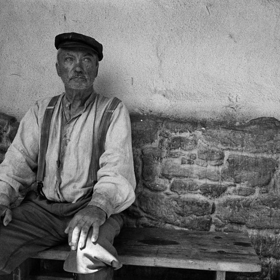 Udo Kier ve filmu Nabarvené ptáče.