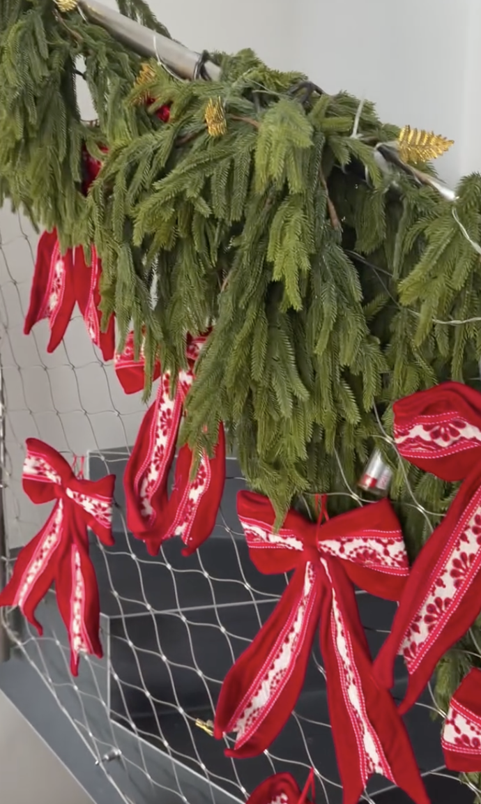 Vánoční výzdoba Agáty Hanychové.