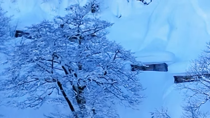 FOTO: Šárka Pančochová skončila pod lavinou.