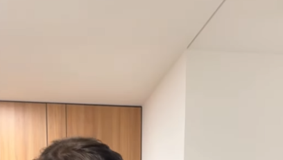 FOTO: Jan Michálek se zavřenýma očima.