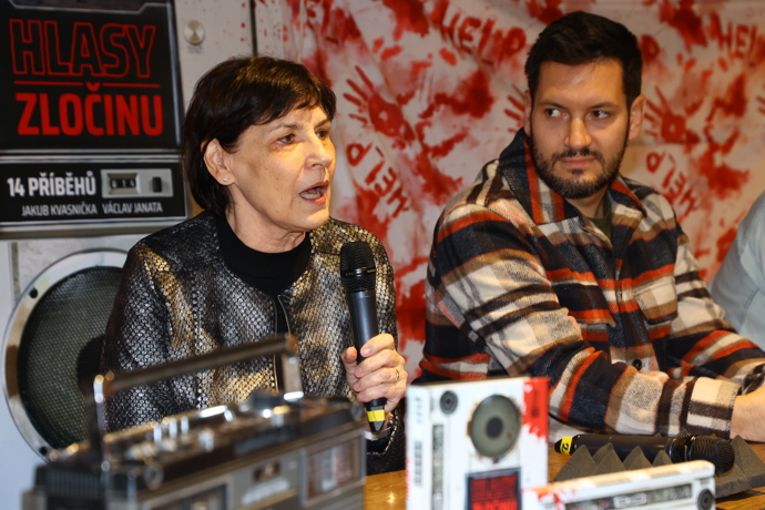 Jiřina Hofmanová a Václav Janata na křtu knihy Hlasy zločinu.