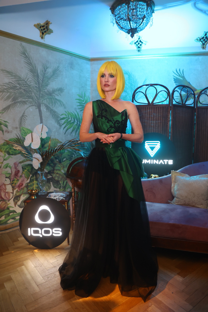 Krásná Maria Pavlova.