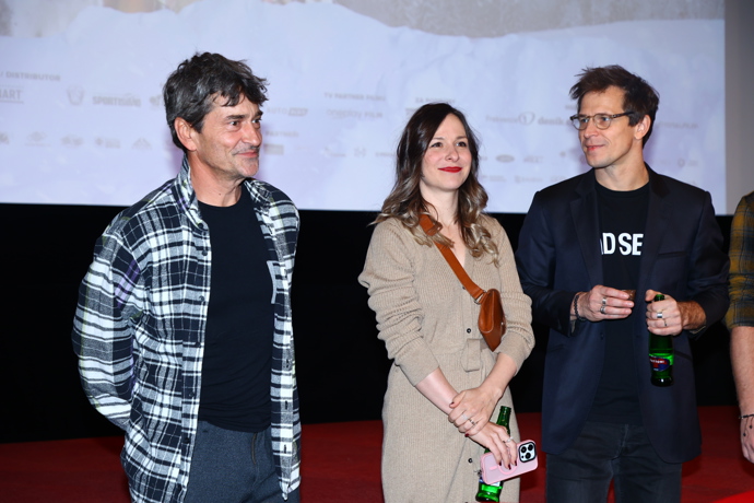 Saša Rašilov, Veronika Khek Kubařová a Igor Orozovič na tiskovce k novému filmu Na horách.