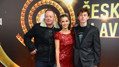 FOTO: Michal Dvořák s manželkou a synem.