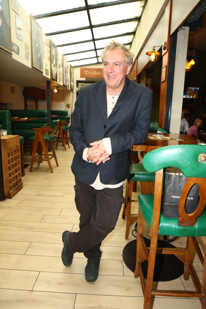 Tomáš Matonoha si užívá roli dědečka.