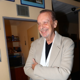 Údajně s ním stále komunikuje jeho žena Hana Zagorová.