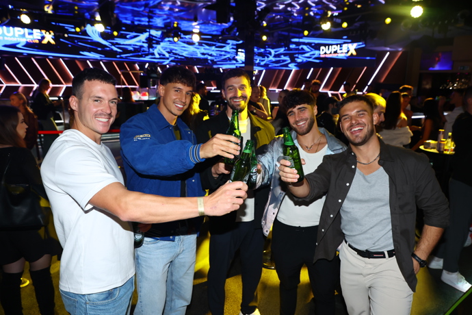 Daniel Minich, Tadeáš Vilhelm, Tomáš Ždímal, Lu Jambor a Adam Štrba si party užívali ve velkém stylu. 