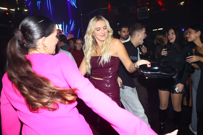 Zorka Hejdová se odvázala. 