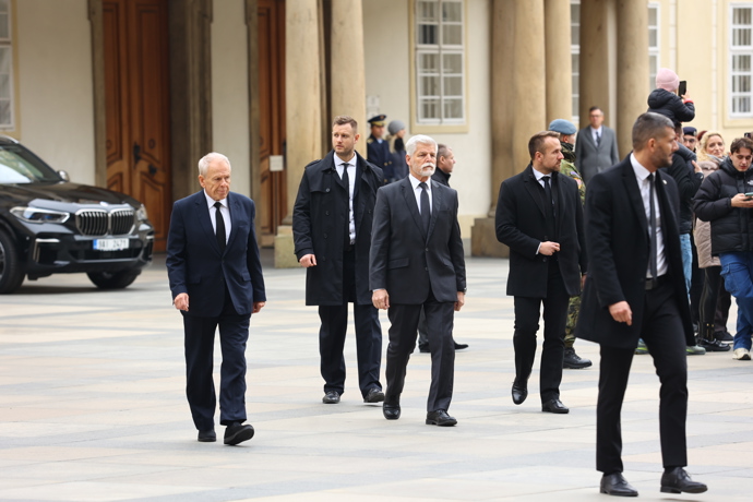 Do katedrály svatého Víta dorazil právě prezident Petr Pavel.