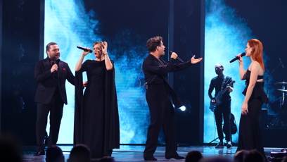 FOTO: Felix Slováček mladší, Marta Jandová, Milan Peroutka a kapela Aničky Slováčkové vzdala hold zesnulé zpěvačce.