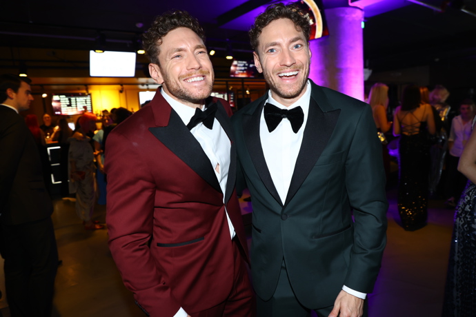 Noví Bacheloři Martin a Miroslav Dubovičtí.