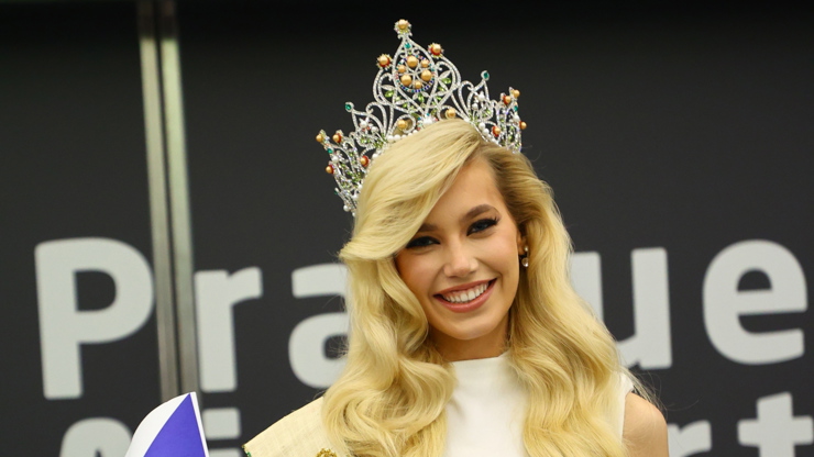 Natálie Puškinová je zpátky v Česku.