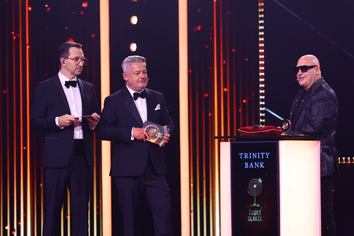 Michal David předával cenu.