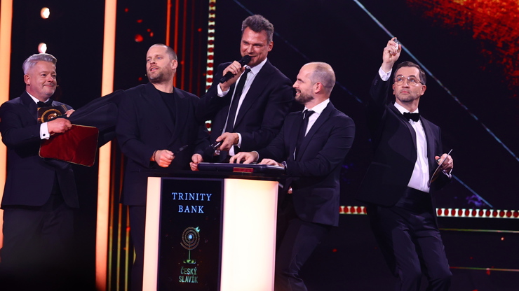 Vojta Dyk, Jakub Prachař a Jan Maxián předvedli show.