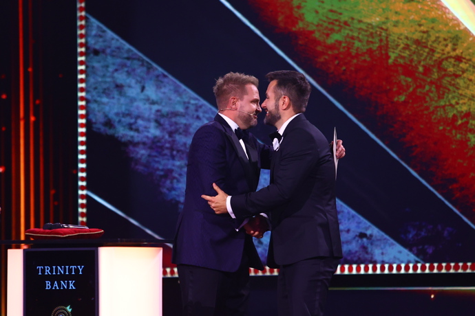 Marek Ztracený převzal cenu z rukou Libora Boučka.