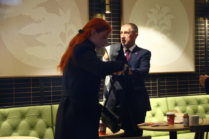 Andrej Babiš a marketingová expertka hnutí ANO Aneta Zicklerová na Národní třídě.