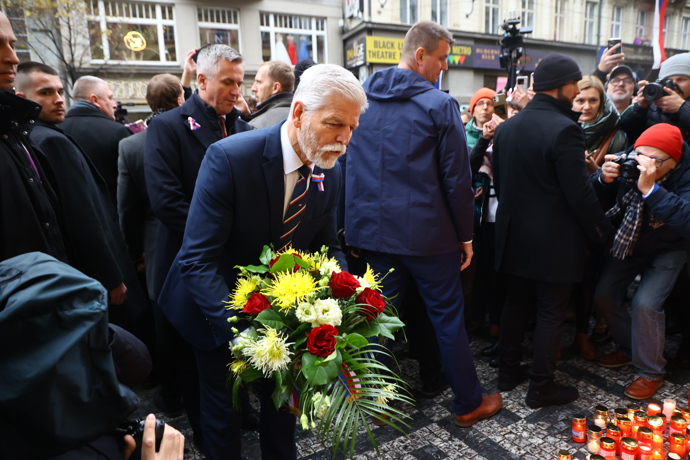 Petr Pavel na Národní třídu také dorazil.