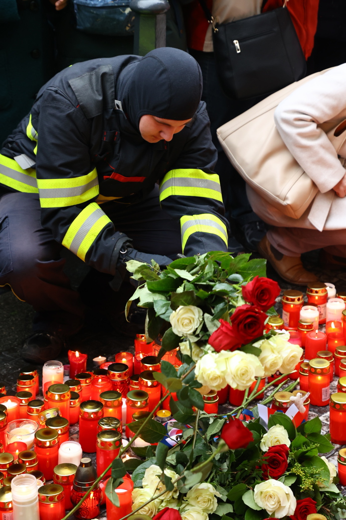 Oslavy na Národní třídě.