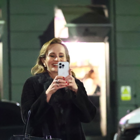 Monika Absolonová si fotila fotografy.