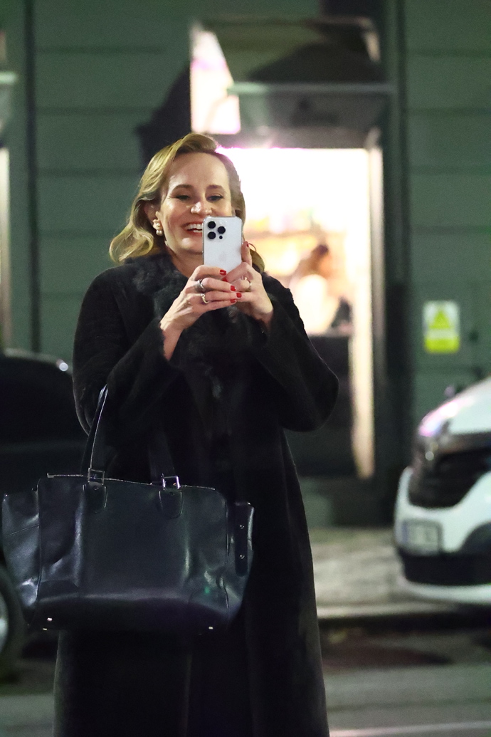 Monika Absolonová si fotila fotografy.