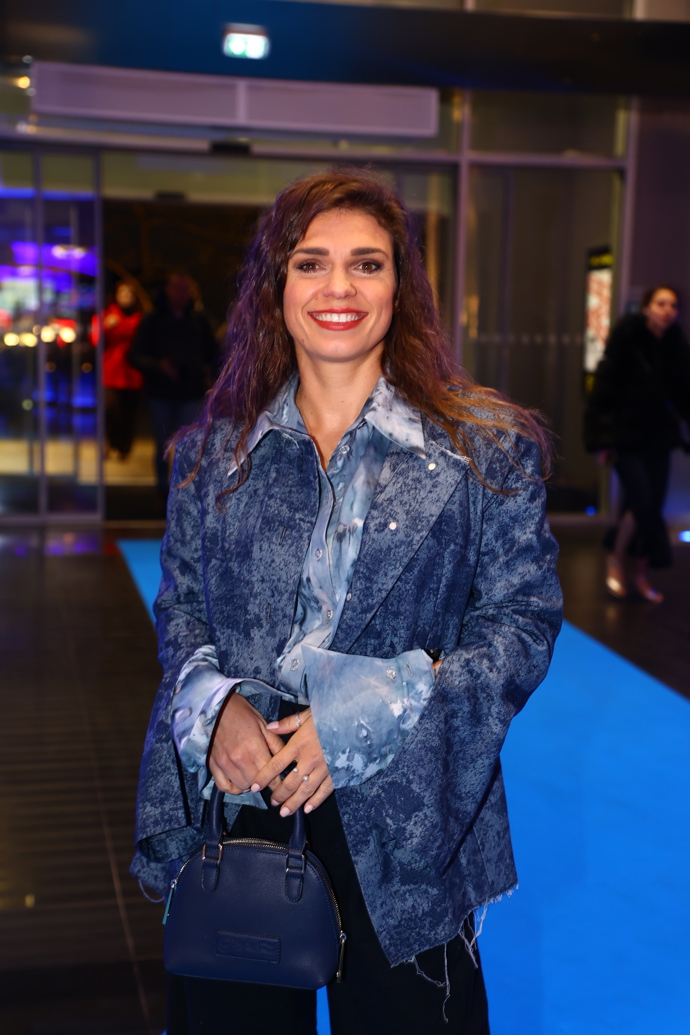 Denisa Pfauserová na premiéře. 