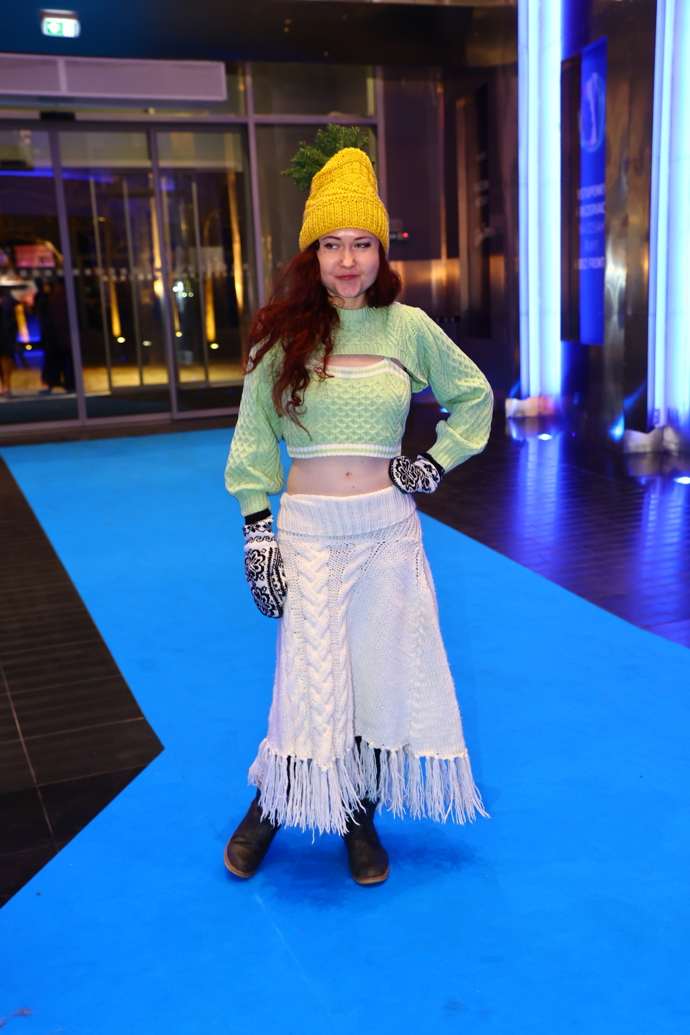 Eva Toulová v dalším bizarním modelu. 