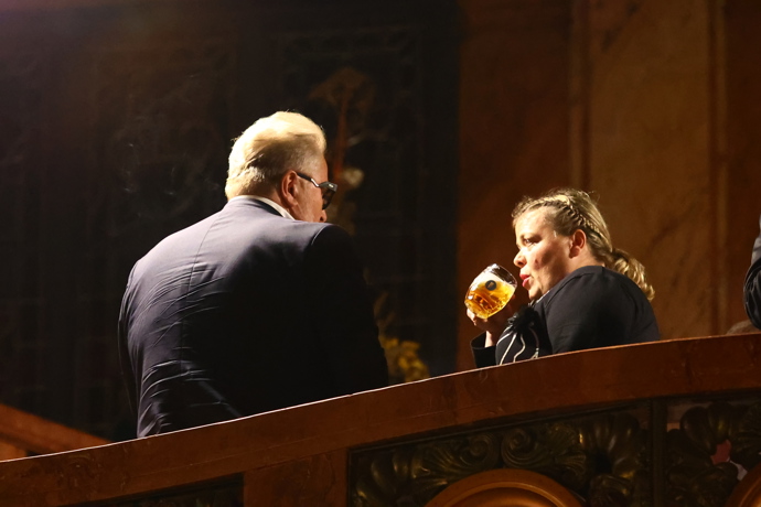 Party po slavnostní premiéře filmu Milion.