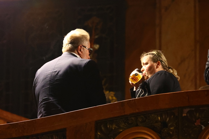 Party po slavnostní premiéře filmu Milion.