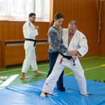 Petr Dvořák s Magdou zařídí pro jeho třídu ukázkovou hodinu juda.