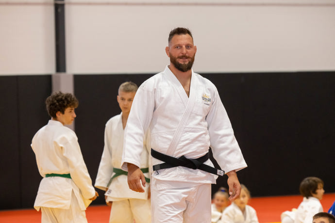 Lukáš Krpálek hraje v Ulici sám sebe.