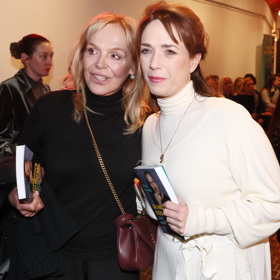 Dagmar Havlová vynesla kabelku od Yves Saint Laurent.