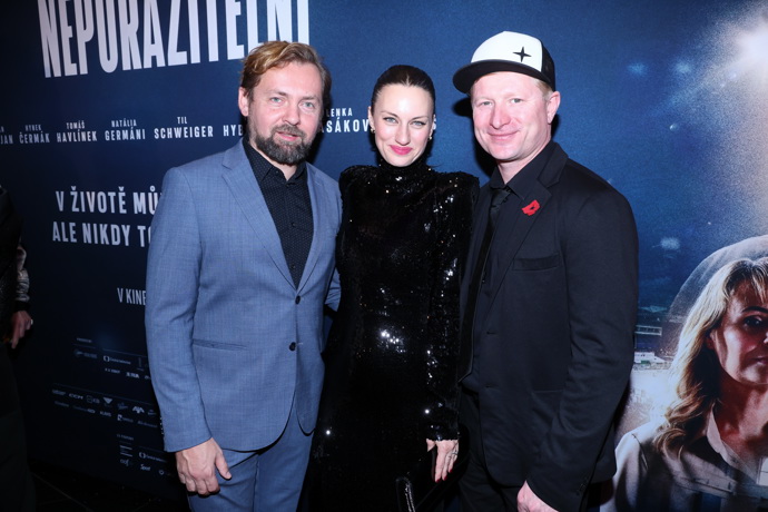 Petr Lněnička, Natalia Germani a Ladislav Hampl vyrazili na premiéru.