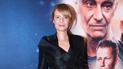 FOTO: Lenka Vlasáková vynesla asymetricky střižené sako.