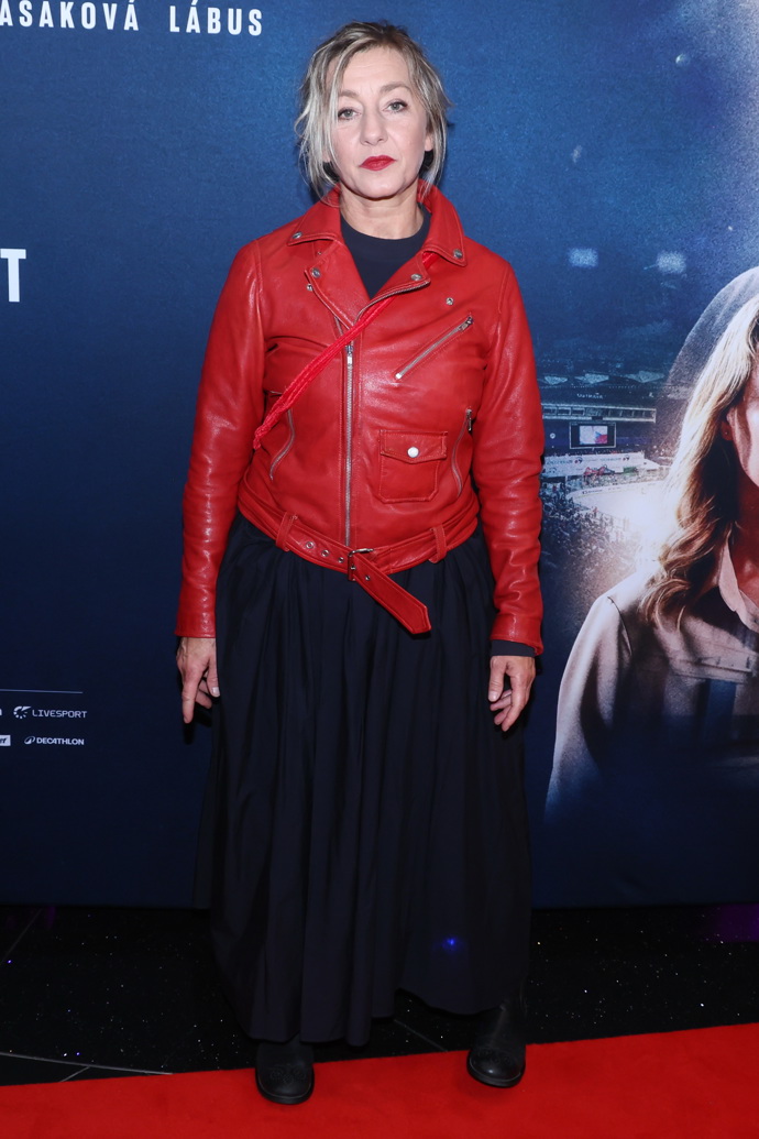 Vanda Hybnerová na premiéře filmu Neporazitelní.