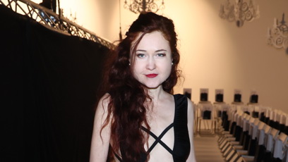 FOTO: Eva Toulová měla problém na přehlídce Debbie Brown.