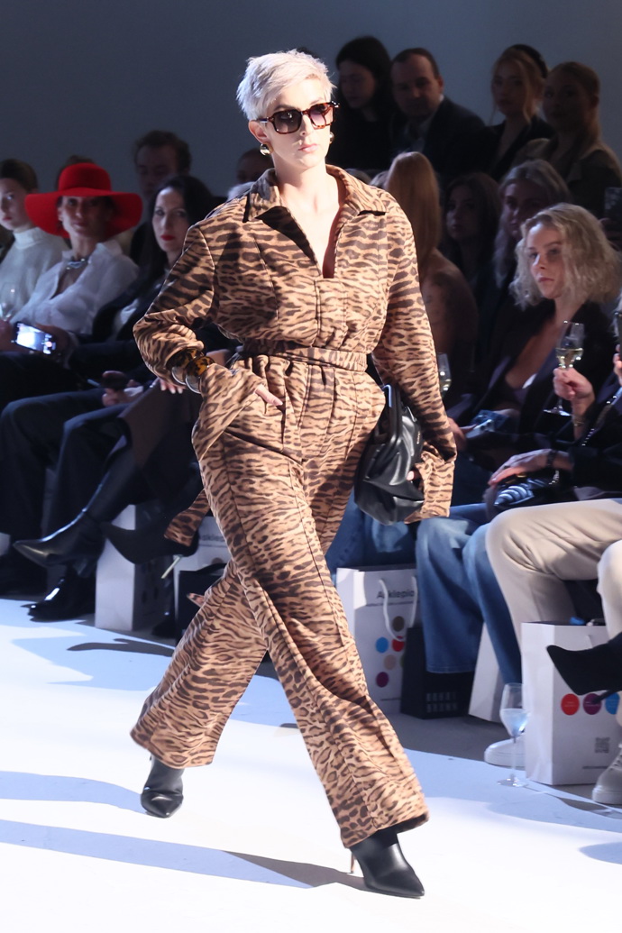 Jana Marvanová se věnuje modelingu.