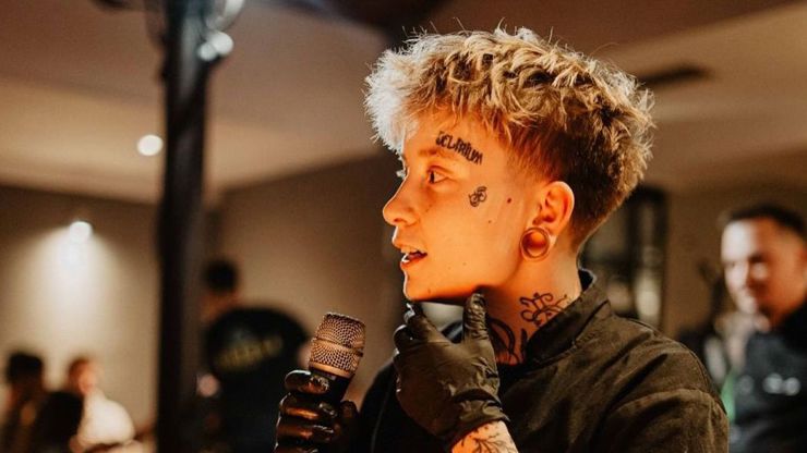 Ave se vyjádřila ke své minulosti.