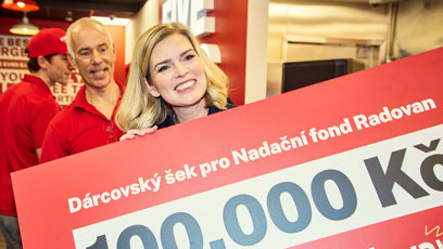 FOTO: Nikol Leitgeb pro svou nadaci dostala 100 tisíc.